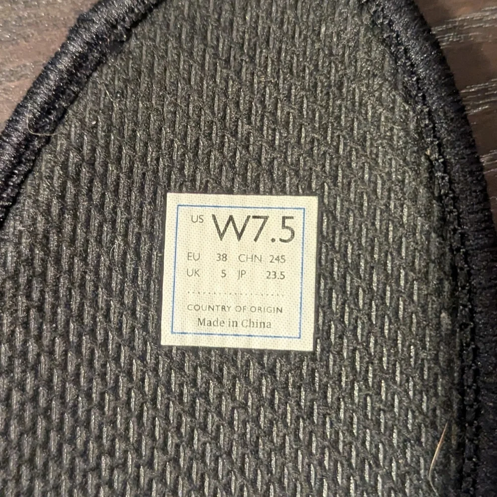 Rothy's 7.5 Women's Black Waffle Weave Flats, The Flat - Picture 13 of 13